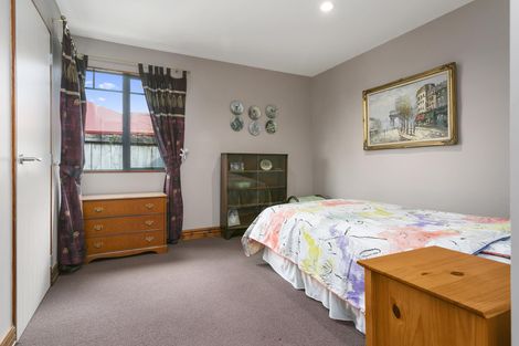 Photo of property in 30 Oaklands Drive, Cambridge, 3434