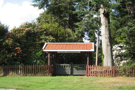 Photo of property in 51 Robinson Avenue, Holdens Bay, Rotorua, 3010