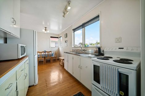 Photo of property in 80 Riverpark Crescent, Henderson, Auckland, 0610