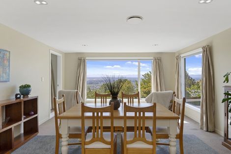 Photo of property in 105 Dyers Pass Road, Cashmere, Christchurch, 8022