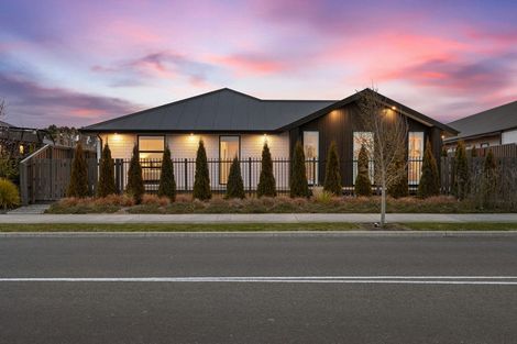 Photo of property in 17 Goldie Drive, Rangiora, 7400