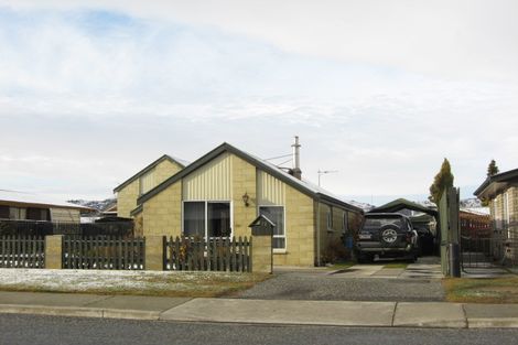 Photo of property in 22 Boundary Road, Alexandra, 9320