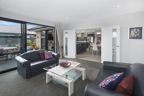 Photo of property in 39 Te Whenu Crescent, Marshland, Christchurch, 8083