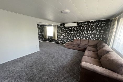 Photo of property in 57 Lauder Crescent, Heidelberg, Invercargill, 9812