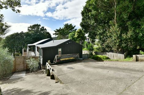 Photo of property in 2a Roberta Crescent, Orewa, 0931