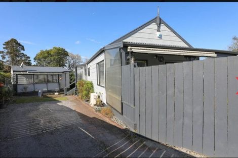 Photo of property in 28 Pukehangi Road, Pukehangi, Rotorua, 3015