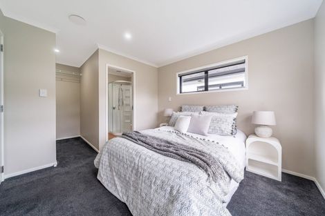 Photo of property in 22 Te Kaeaea Crescent, Wallaceville, Upper Hutt, 5018