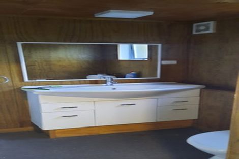 Photo of property in 13 Glenpark Avenue, Frankleigh Park, New Plymouth, 4310