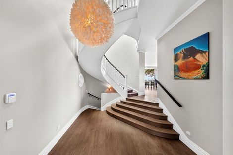 Photo of property in 27 Muritai Road, Milford, Auckland, 0620