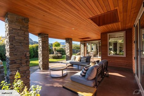 Photo of property in 4 Coburn Place, Lake Hayes, Queenstown, 9304