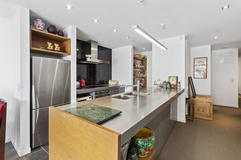 Photo of property in Portal Apartments, 1c/42 Cable Street, Te Aro, Wellington, 6011