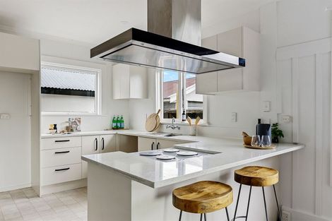 Photo of property in 1/170 Main North Road, Redwood, Christchurch, 8051