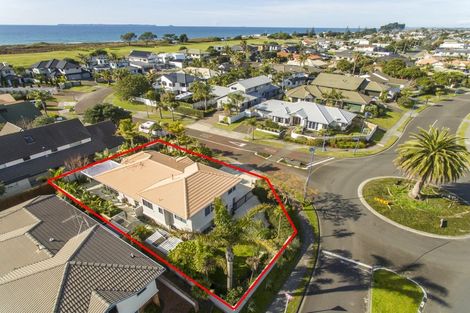 Photo of property in 1 Malibu Key, Papamoa Beach, Papamoa, 3118