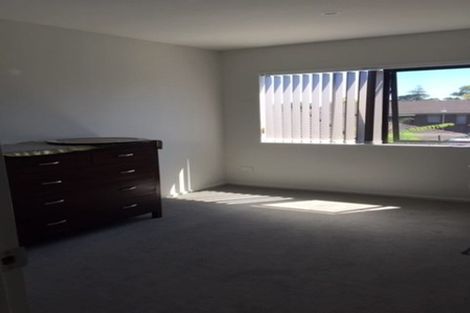 Photo of property in 7 Sophie Lane, Henderson, Auckland, 0612