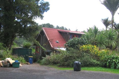 Photo of property in 33 Tainui Road, Titirangi, Auckland, 0604