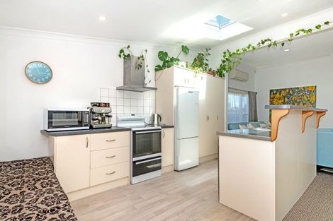 Photo of property in 43 Russell Street, Whataupoko, Gisborne, 4010