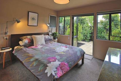 Photo of property in 5 St Michaels Avenue, Point Chevalier, Auckland, 1022