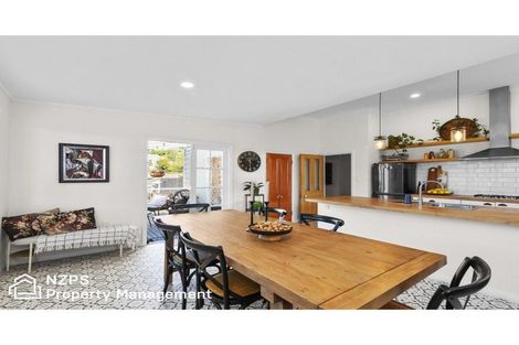 Photo of property in 24 Albert Street, Saint Clair, Dunedin, 9012