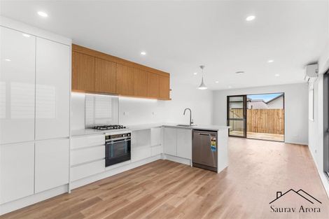 Photo of property in 18 Combat Street, Papakura, 2110