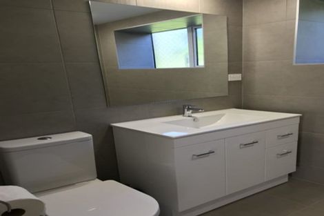 Photo of property in 1/53 Seaview Road, Glenfield, Auckland, 0629