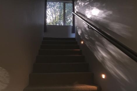 Photo of property in 16 Mckinley Road, Sunnyvale, Auckland, 0612