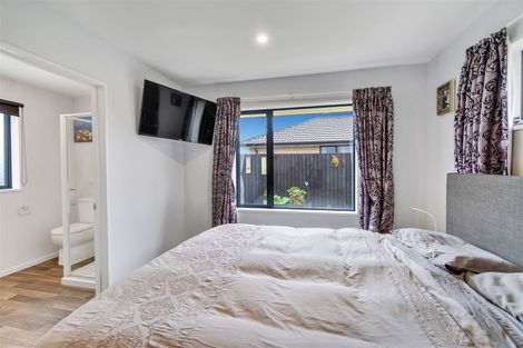 Photo of property in 36 Andesite Drive, Rolleston, 7614