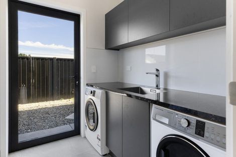 Photo of property in 72 Harakeke Drive, Wharewaka, Taupo, 3330