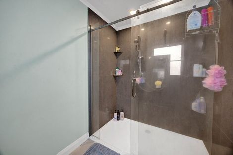 Photo of property in 24 Richmond Street, Fitzroy, New Plymouth, 4312