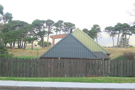 Photo of property in 40 Golf Road, Paraparaumu Beach, Paraparaumu, 5032