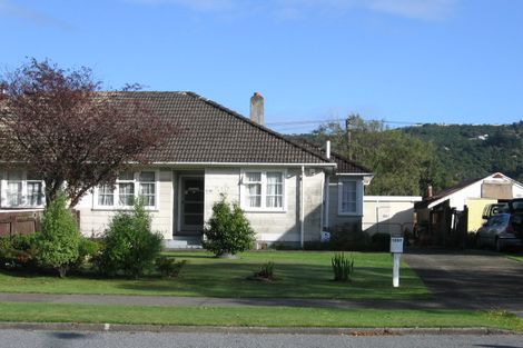 Photo of property in 1237 High Street, Taita, Lower Hutt, 5011