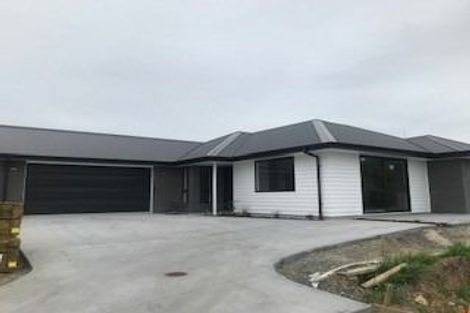 Photo of property in 13 Anglers Way, Omokoroa, 3114