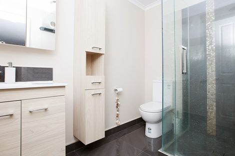 Photo of property in 7a Chatswood Grove, Fitzroy, New Plymouth, 4312