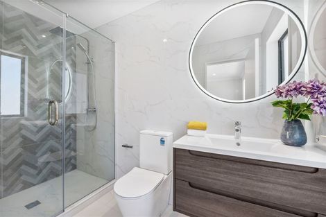 Photo of property in 3 Elevation Street, Flat Bush, Auckland, 2019