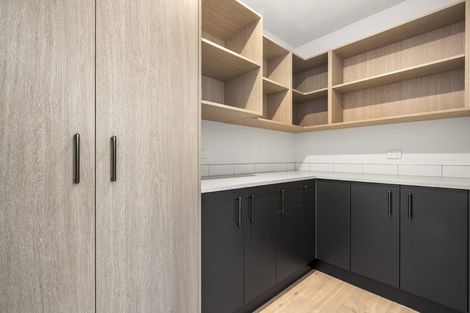 Photo of property in 4 Park Green Avenue, Rosehill, Papakura, 2113