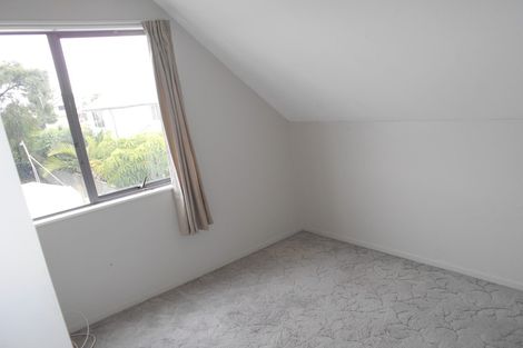 Photo of property in 135a Oceanview Road, Mount Maunganui, 3116