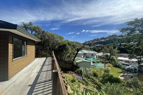 Photo of property in 15c Glanmire Road, Newlands, Wellington, 6037