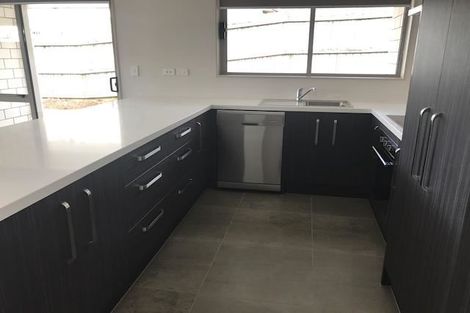 Photo of property in 4 Torrie Way, Pukekohe, 2120