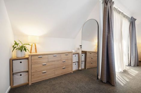 Photo of property in 5 Casterway Crescent, Jacks Point, 9371