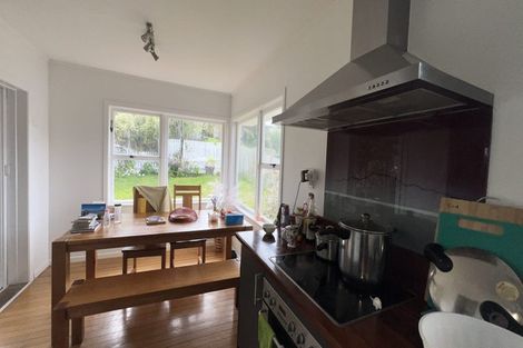 Photo of property in 59 Bond Crescent, Forrest Hill, Auckland, 0620