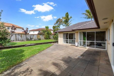 Photo of property in 3 Borthwick Close, Flat Bush, Auckland, 2016