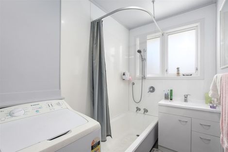 Photo of property in 92d Eglinton Road, Mornington, Dunedin, 9011