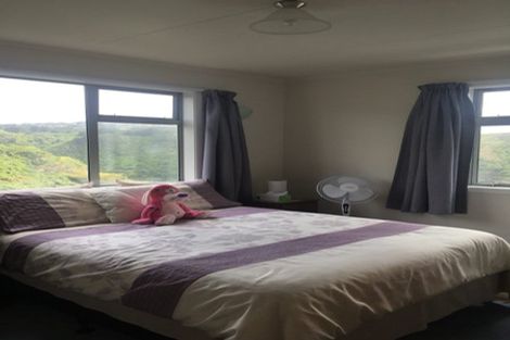 Photo of property in 2/63 Mandalay Terrace, Khandallah, Wellington, 6035