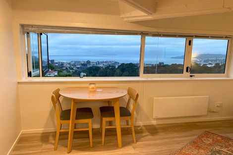 Photo of property in 43 Harbour View Road, Northland, Wellington, 6012