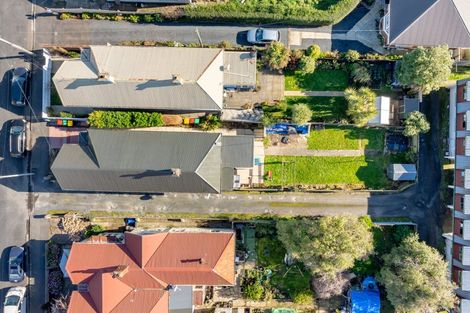Photo of property in 40 Oxford Street, South Dunedin, Dunedin, 9012