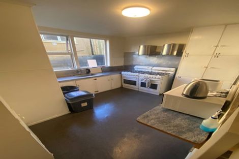 Photo of property in Hawkestone House, 21 Hawkestone Street, Thorndon, Wellington, 6011