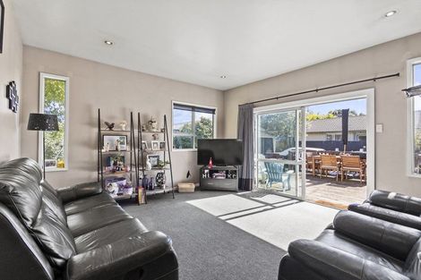 Photo of property in 33 Petrie Street, Richmond, Christchurch, 8013