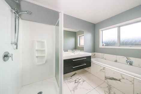 Photo of property in 54 West Meadows Drive, Wanaka, 9305