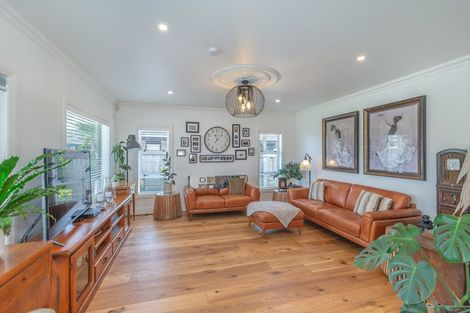 Photo of property in 15 Okarito Avenue, Levin, 5510