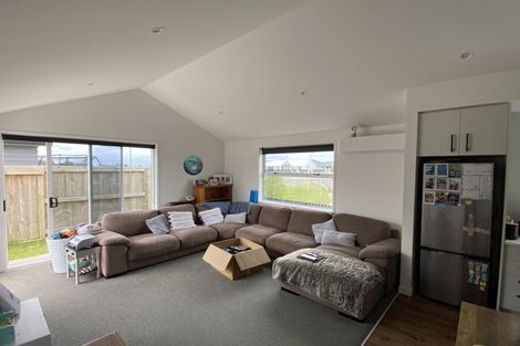 Photo of property in 17 Chain Place, Papamoa, 3118