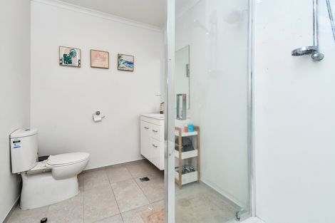 Photo of property in 11 Saddleback Crescent, Papakura, 2110